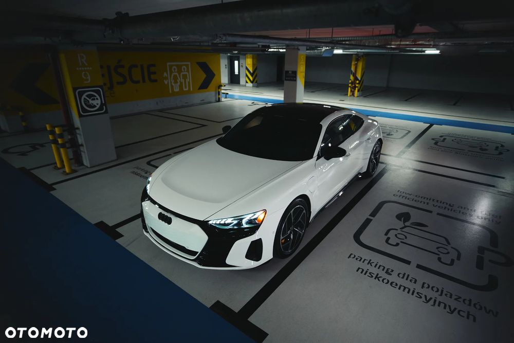 Audi RS e-tron GT - 16
