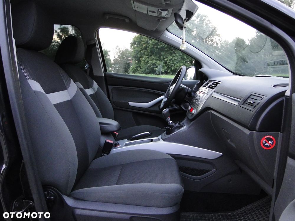 Ford Kuga 2.0 TDCi 4x4 Titanium - 15