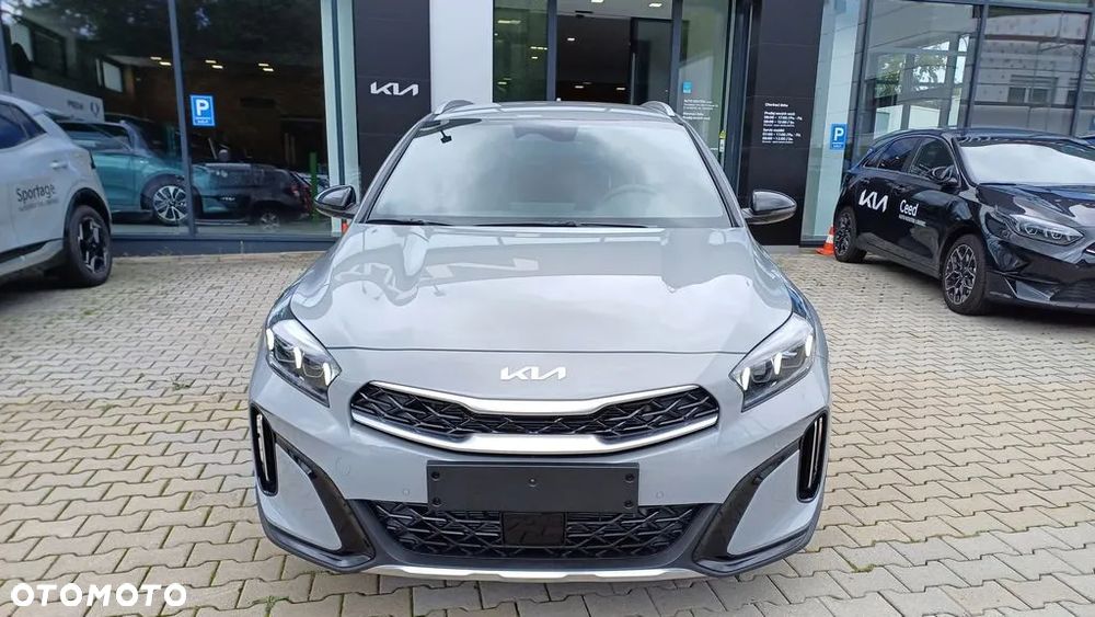 Kia XCeed 1.6 T-GDI Tribute DCT - 3