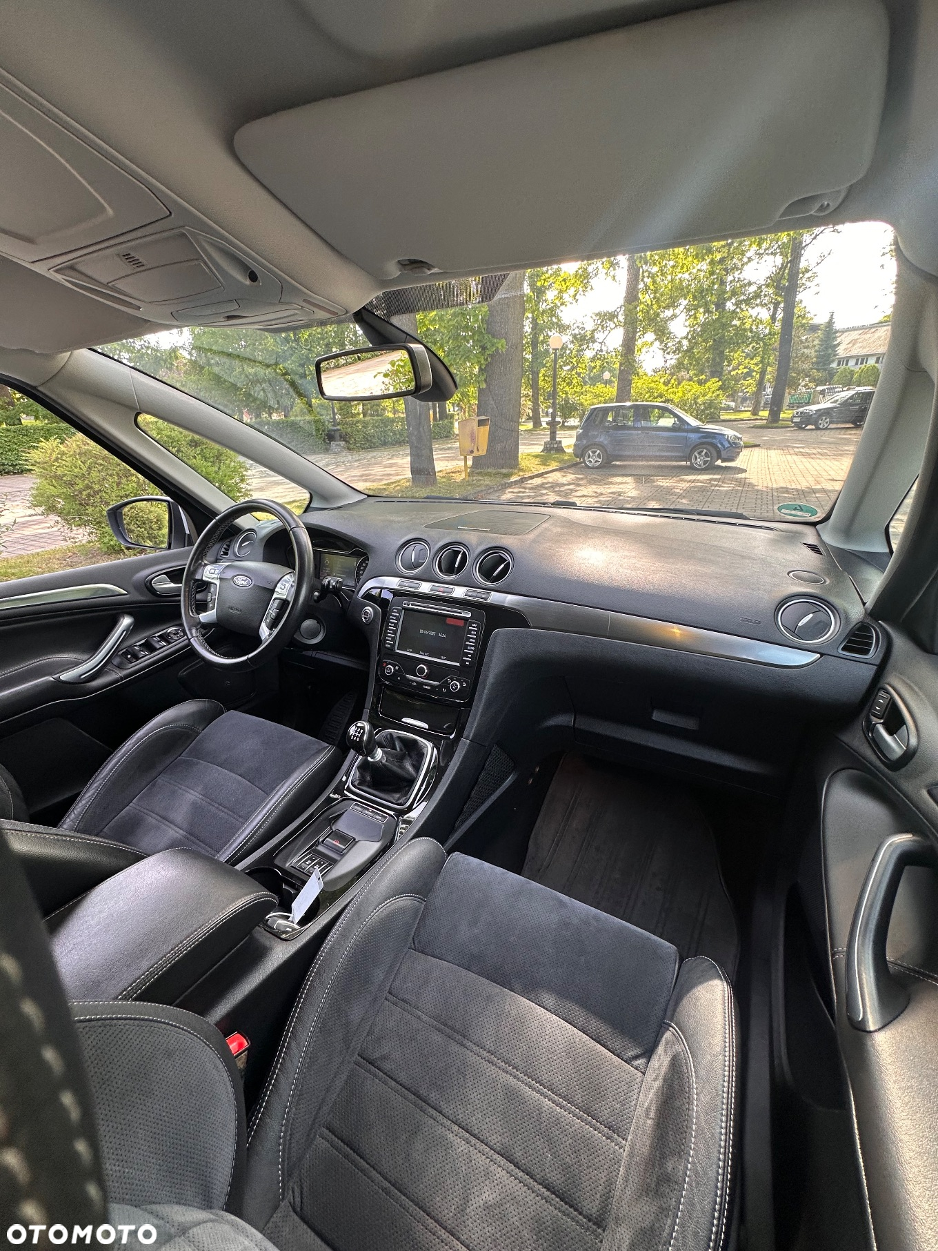 Ford S-Max 2.0 TDCi DPF Titanium - 8