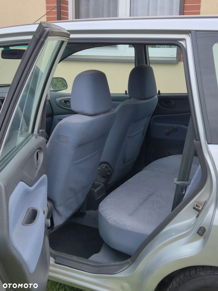 Mitsubishi Space Star 1.3 Family - 13