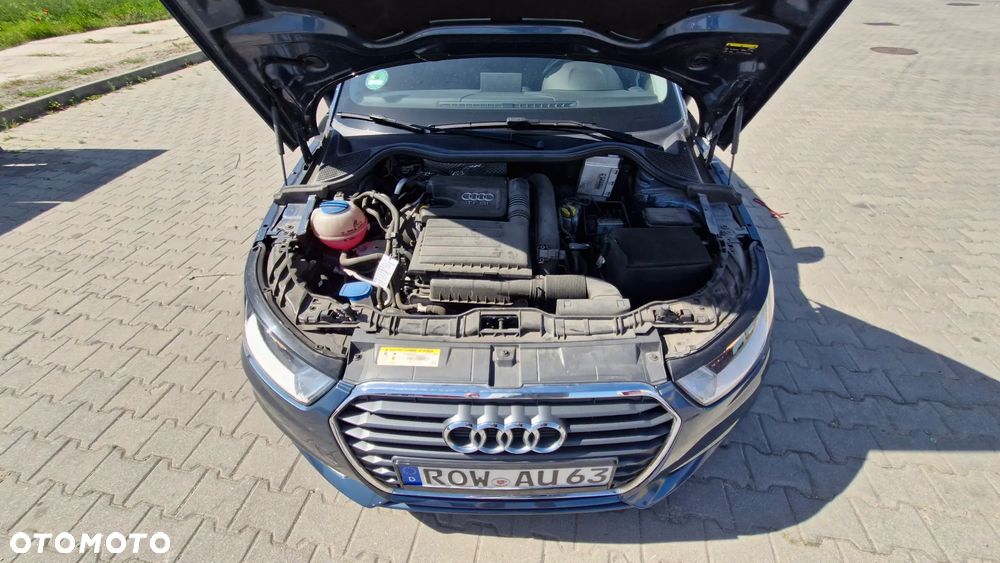 Audi A1 Sportback 1.4 TFSI design - 23