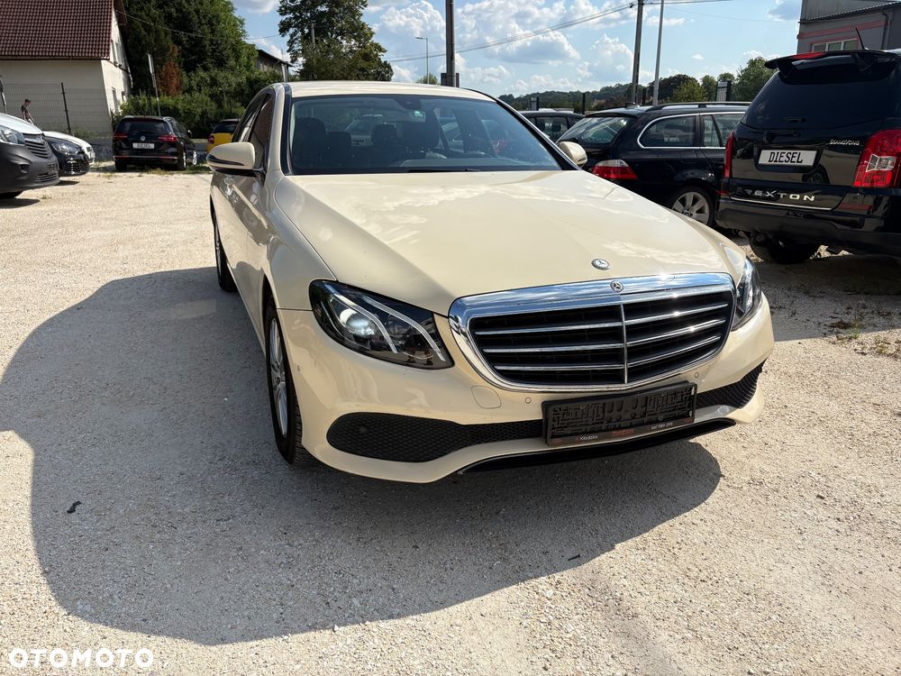Mercedes-Benz Klasa E 200 d 9G-TRONIC Exclusive - 2