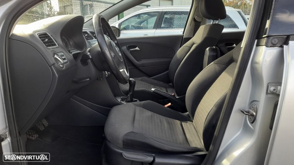 VW Polo 1.6 TDI Confortline BlueMotion - 10