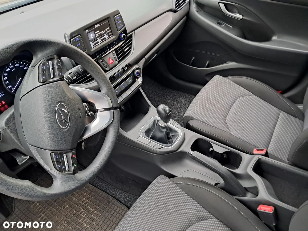 Hyundai i30 1.4 Comfort - 19