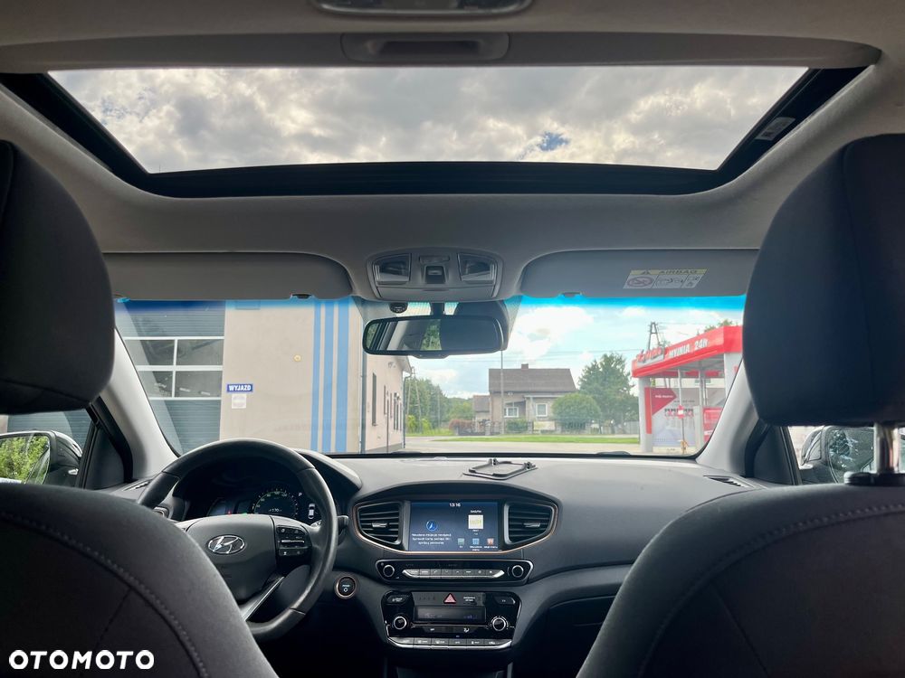Hyundai IONIQ Style - 17