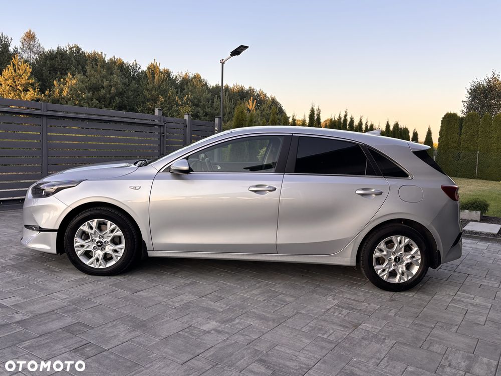 Kia Ceed 1.5 T-GDI M - 4