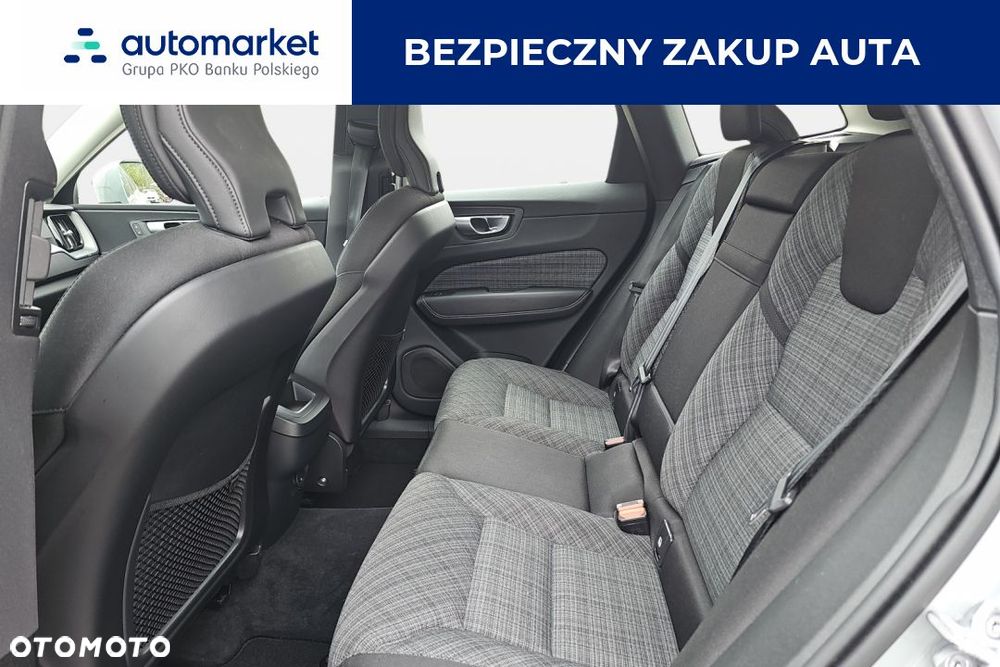 Volvo XC 60 B4 D AWD Core - 12