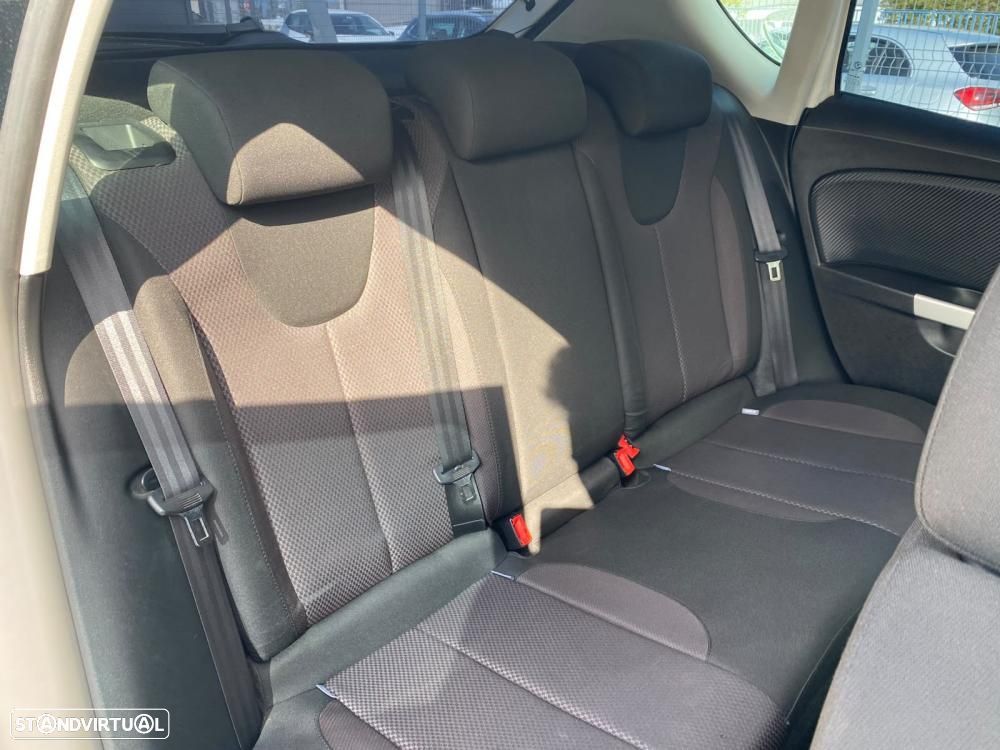 SEAT Leon 1.9 TDI Sport - 11