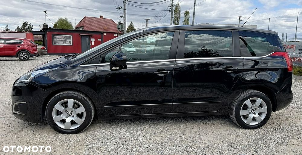 Peugeot 5008 - 10