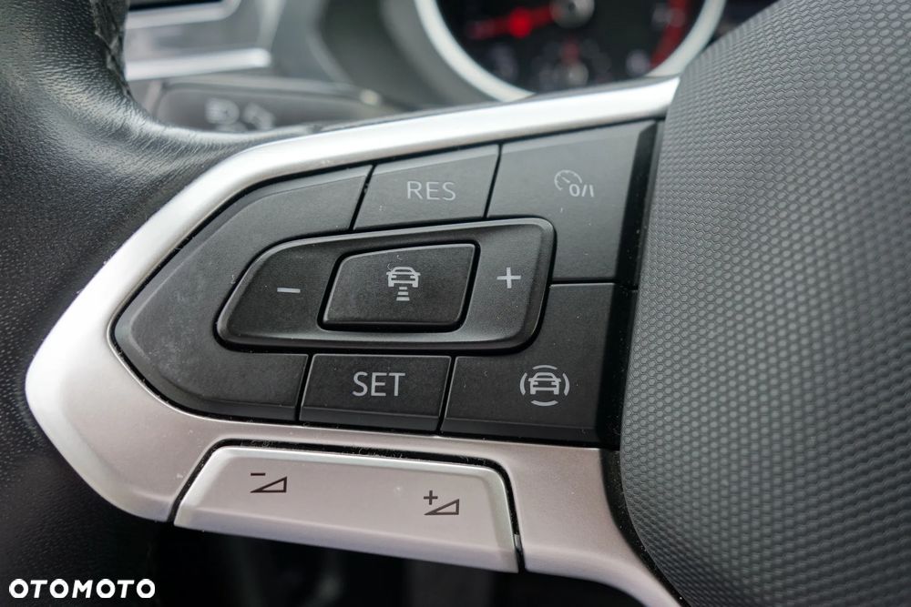 Volkswagen Tiguan 1.5 TSI EVO Life DSG - 18