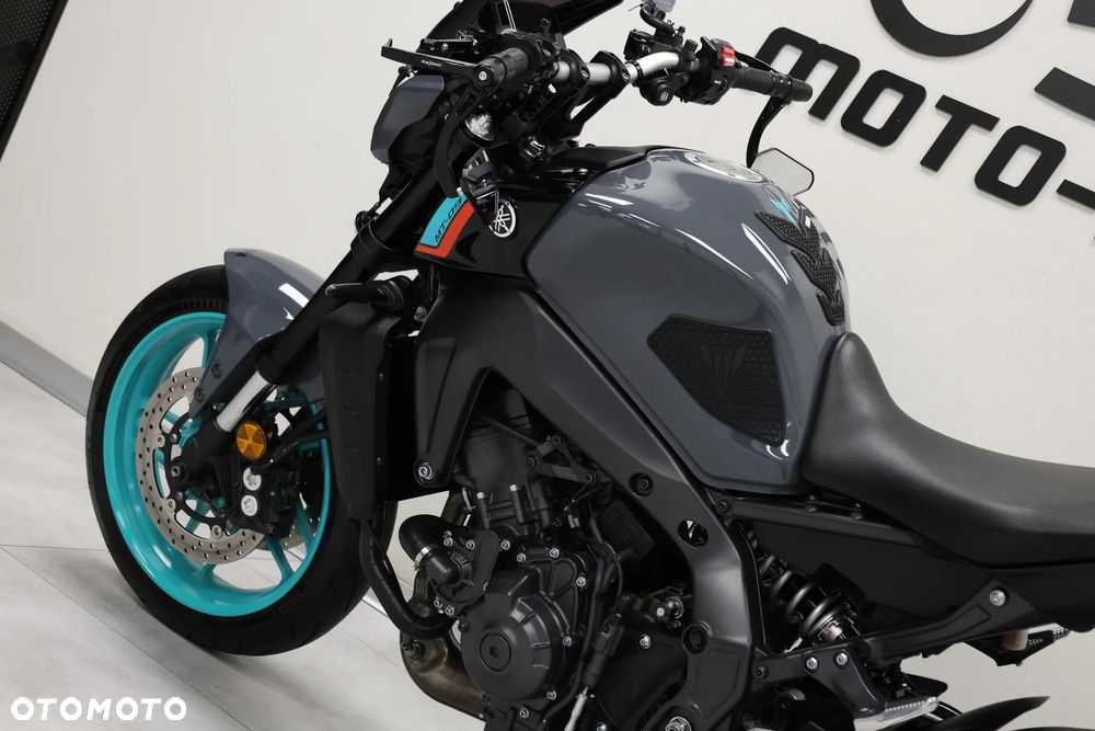 Yamaha MT - 17