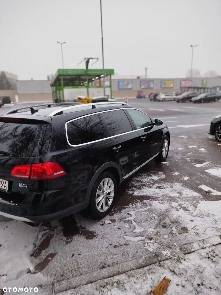 Volkswagen Passat 2.0 TDI 4Mot Highline DSG - 14