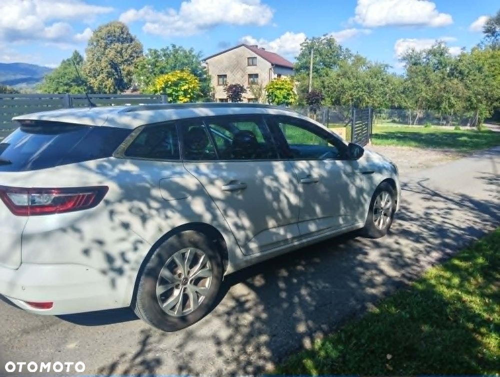 Renault Megane 1.5 Blue dCi Limited - 4