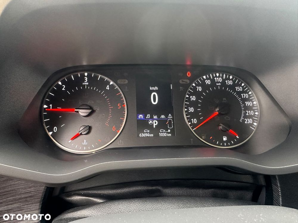 Renault Trafic 2.0 dCi EDC - 8