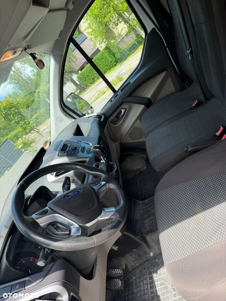 Ford TRANSIT CUSTOM - 3