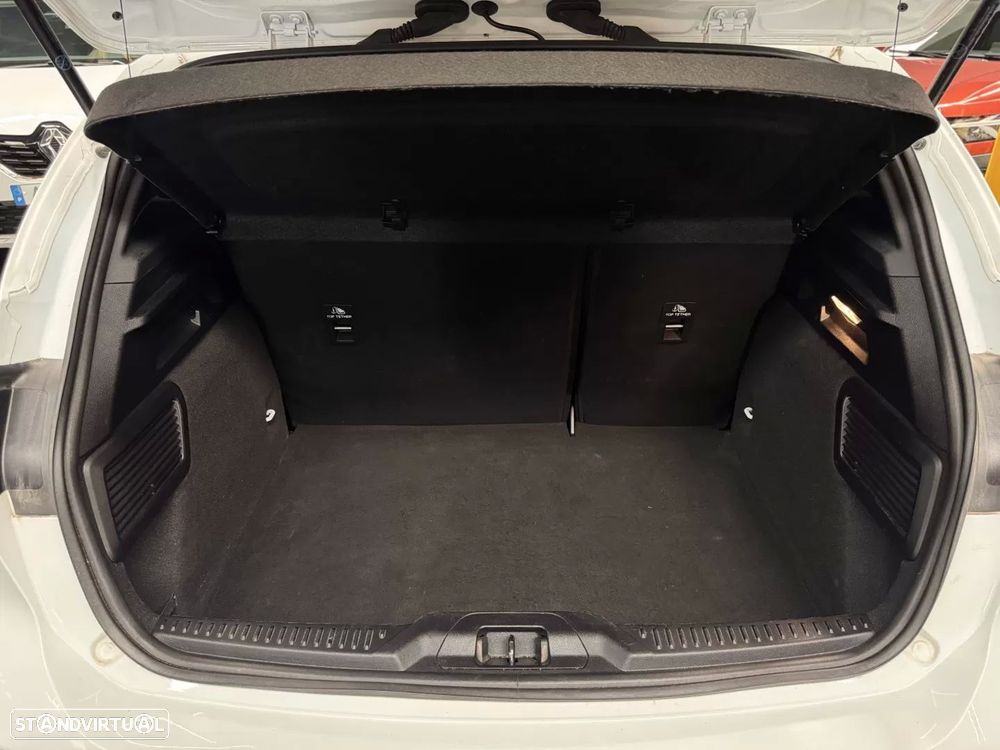 Ford Focus 1.0 EcoBoost MHEV ST-Line Design SIP - 22