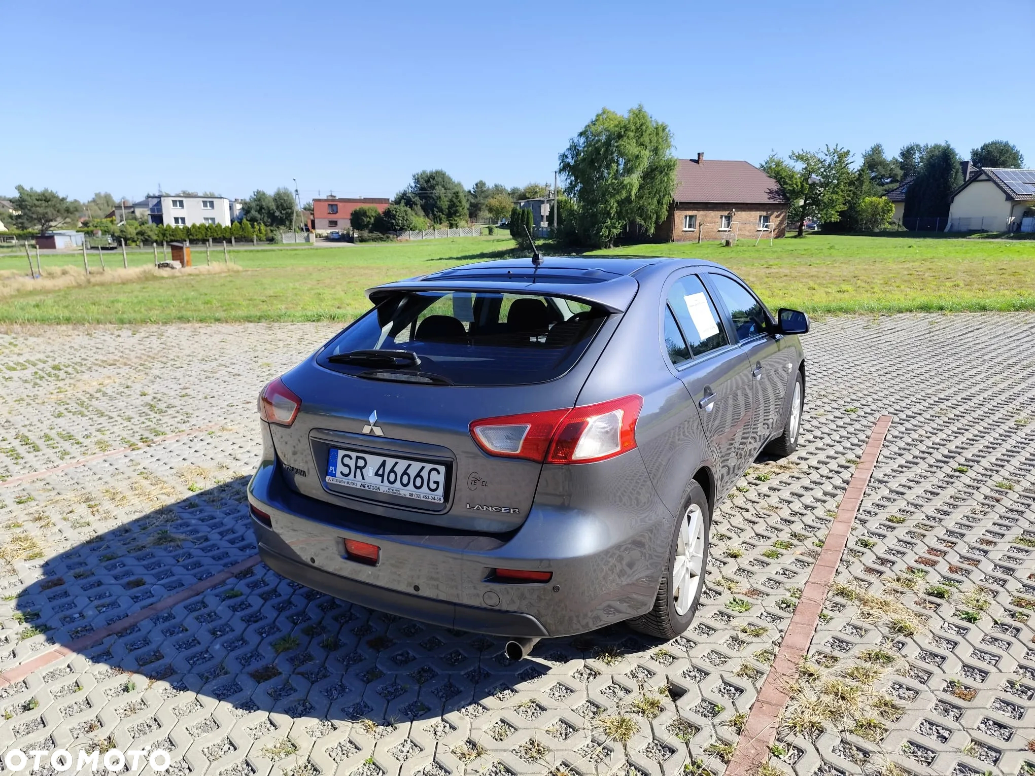Mitsubishi Lancer 1.8 Invite - 10