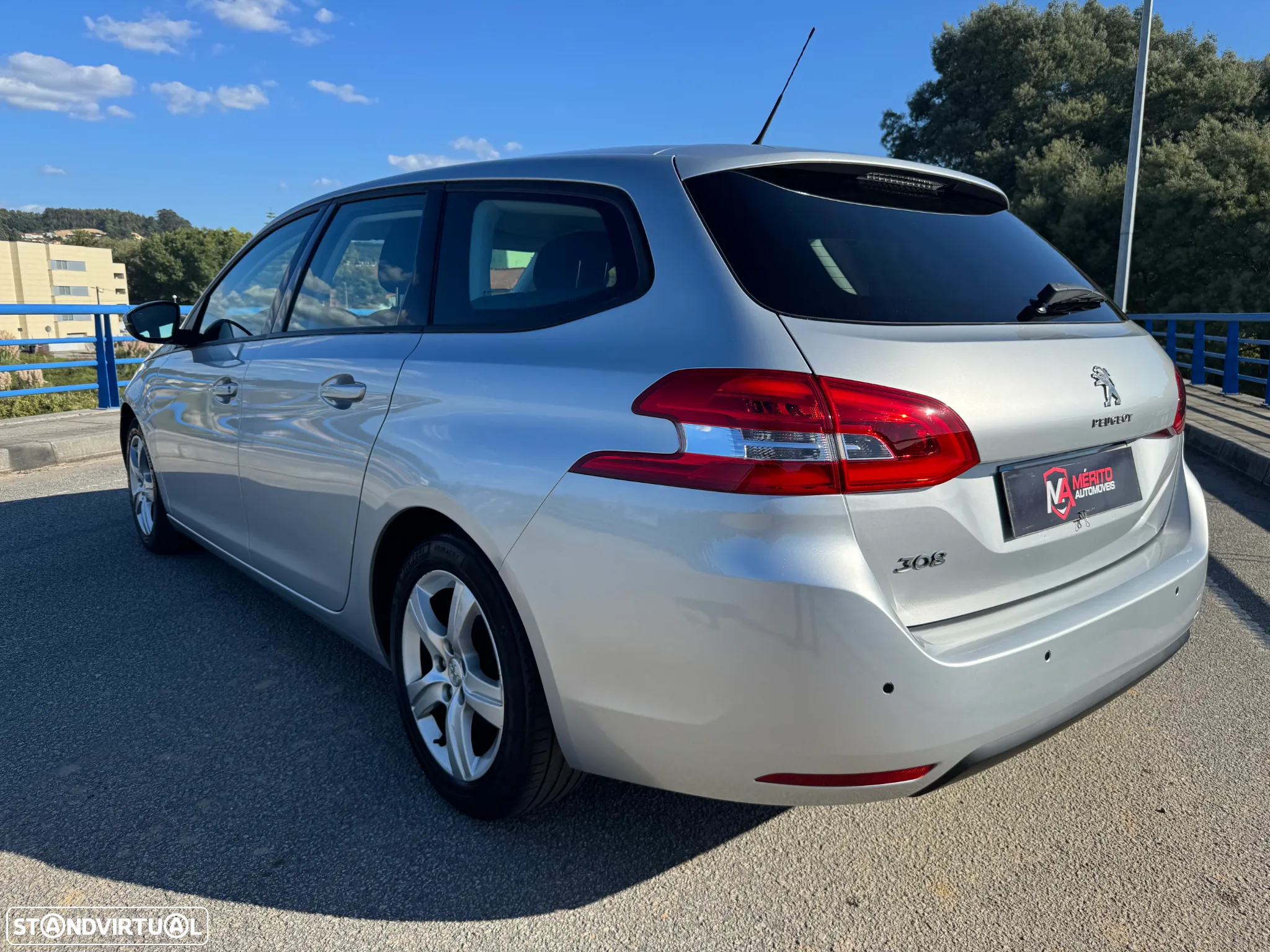 Peugeot 308 SW 1.6 BlueHDi Style - 4
