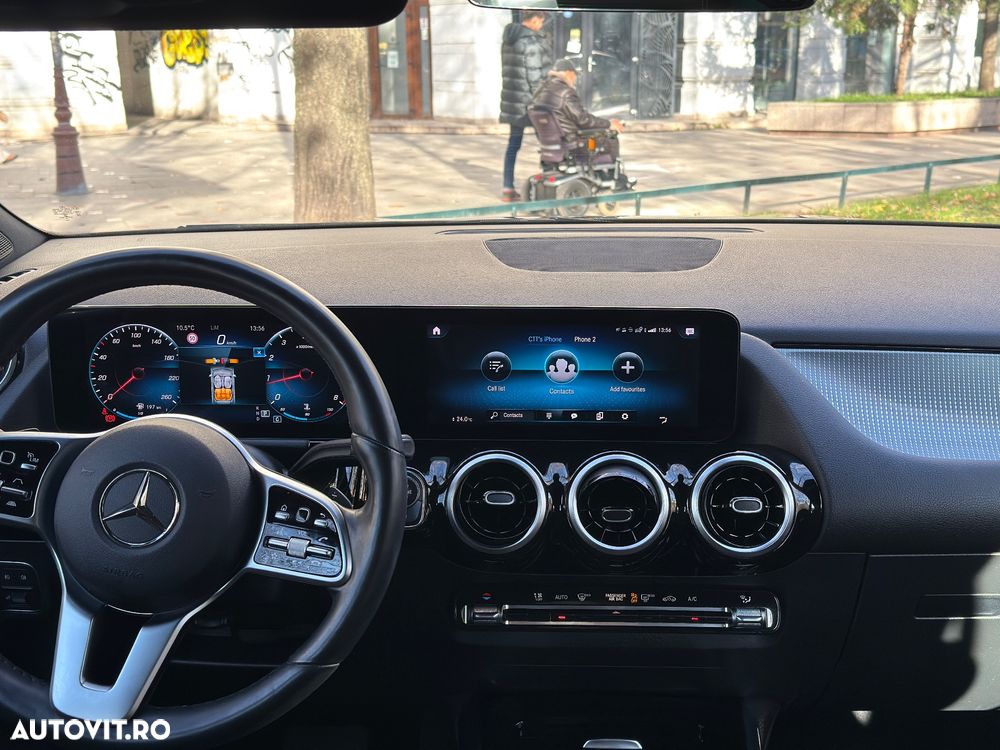 Mercedes-Benz GLA 200 7G-DCT Progressive - 10