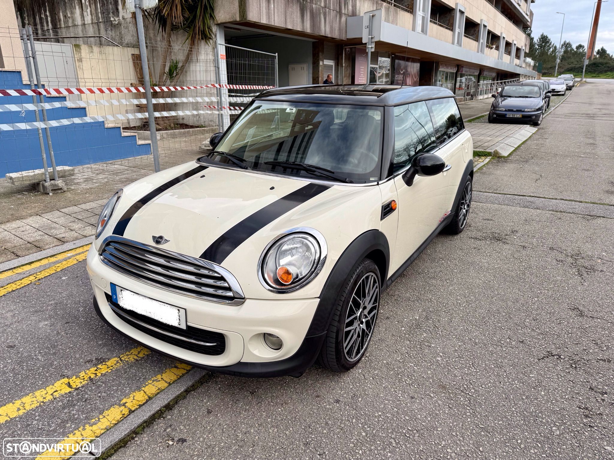 MINI Clubman Cooper D - 1