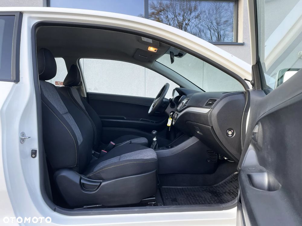 Kia Picanto 1.0 L - 9