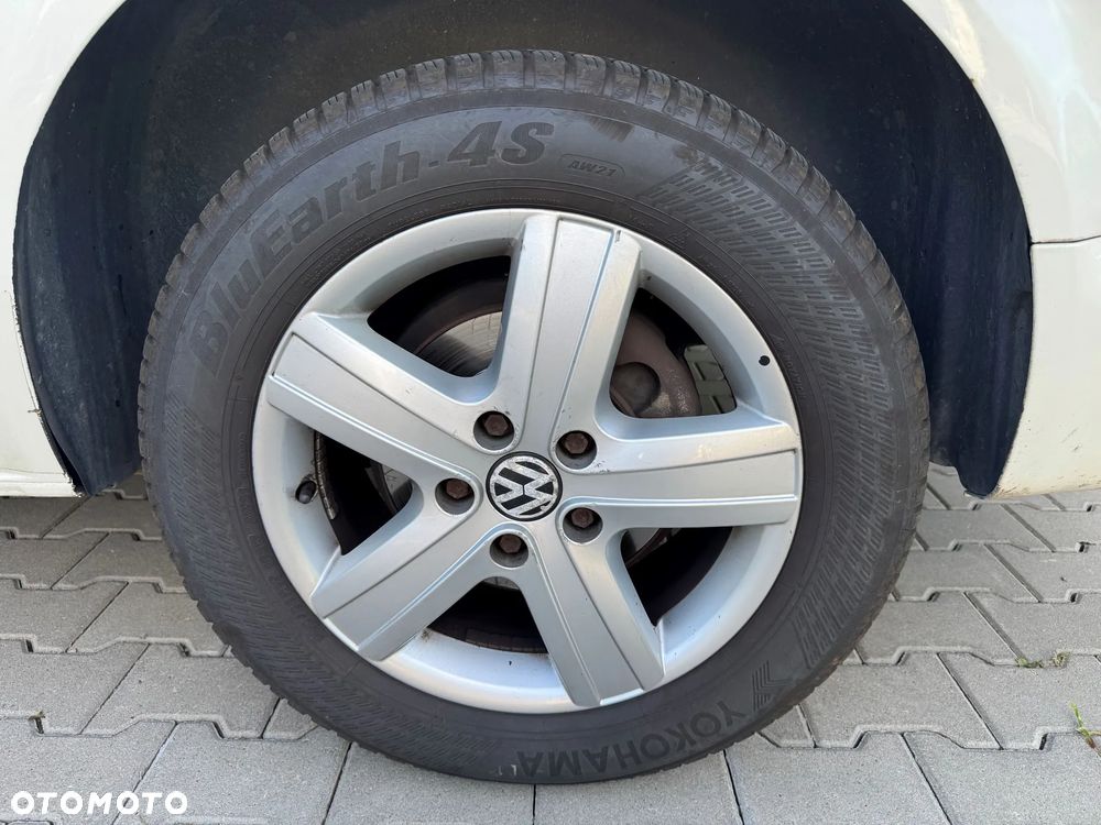Volkswagen Multivan - 10