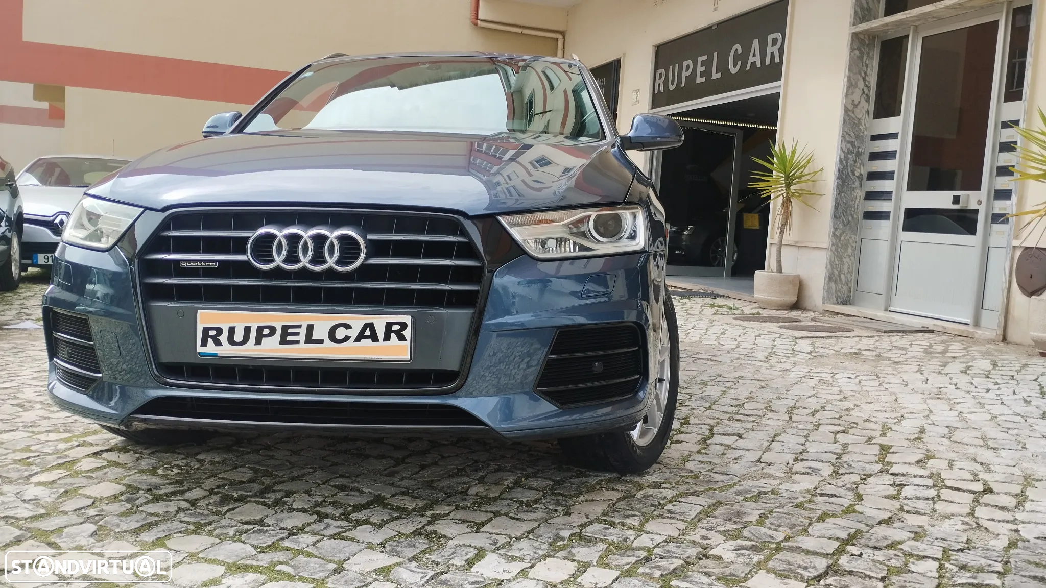 Audi Q3 2.0 TDI quattro S-line - 2
