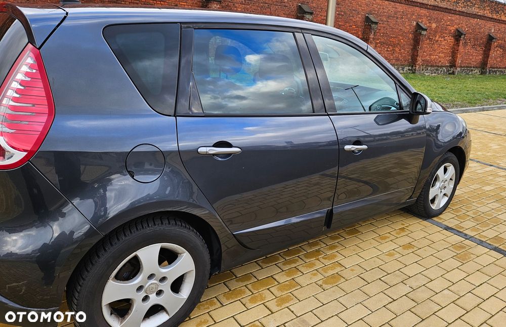 Renault Scenic 1.5 dCi Tech Run EDC - 6