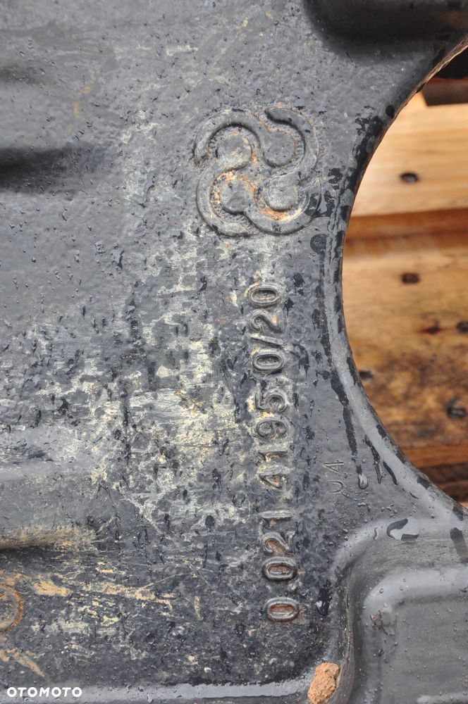 WSPORNIK RAMA DEUTZ FAHR 6160 NR 002145280 - 8