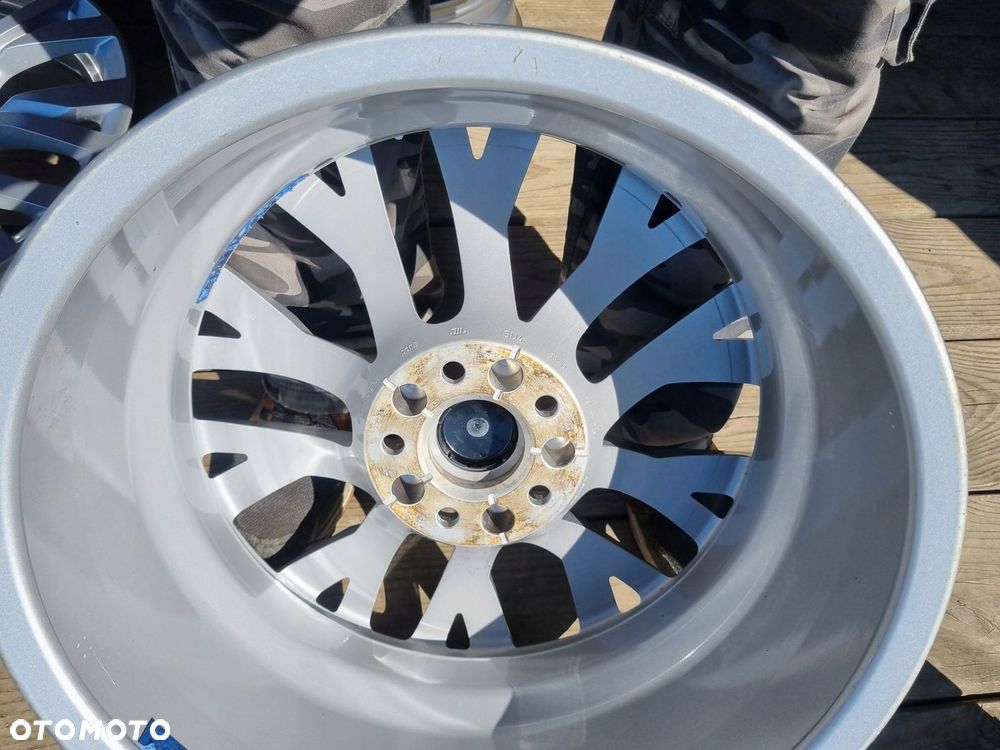 VW TOUAREQ III 760,AUDI Q7,A5,A4 ALLROAD alufelgi 8X18ET25 5X112,super stan - 7