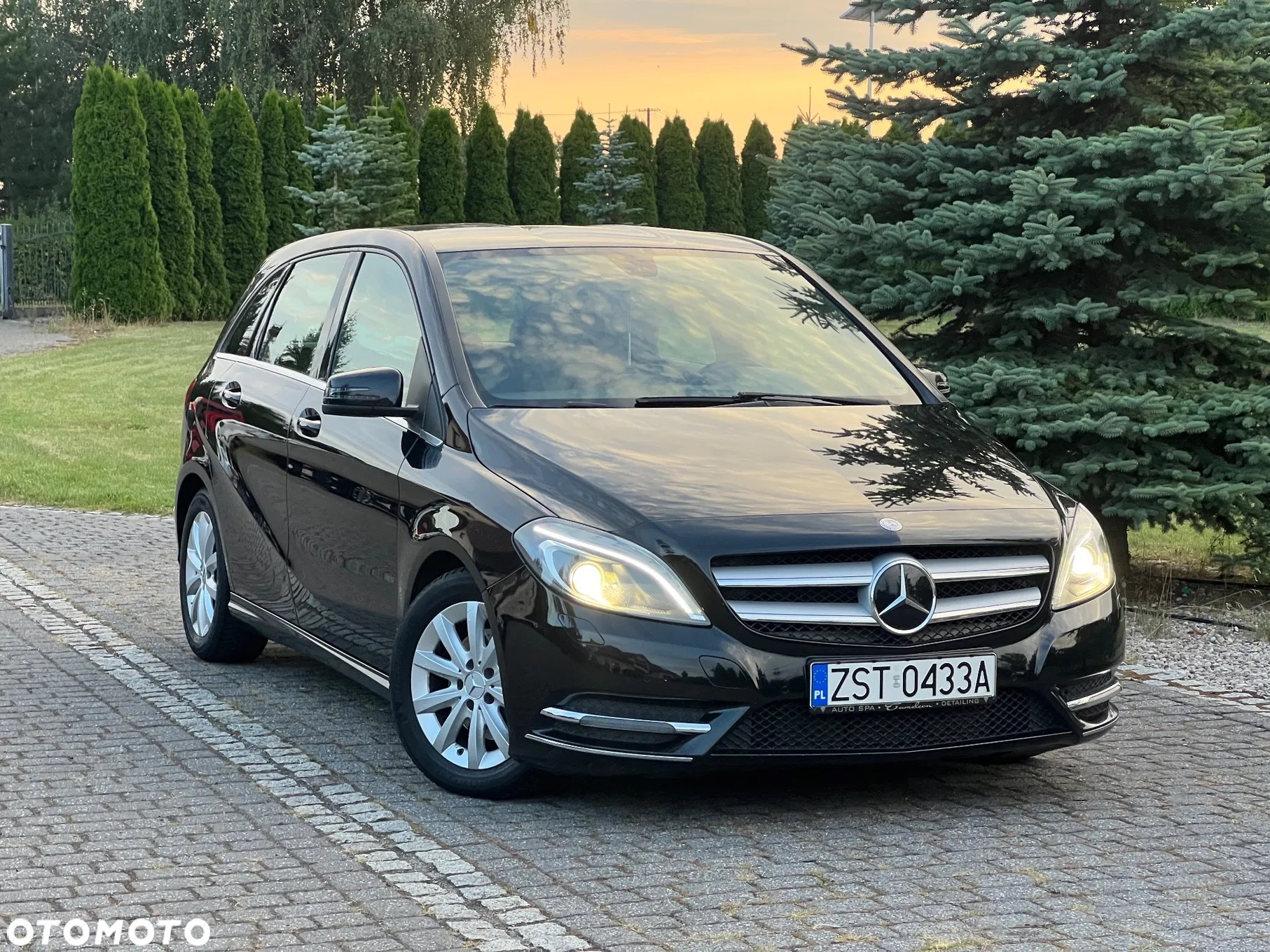 Mercedes-Benz Klasa B 200 CDI (BlueEFFICIENCY) 7G-DCT - 2