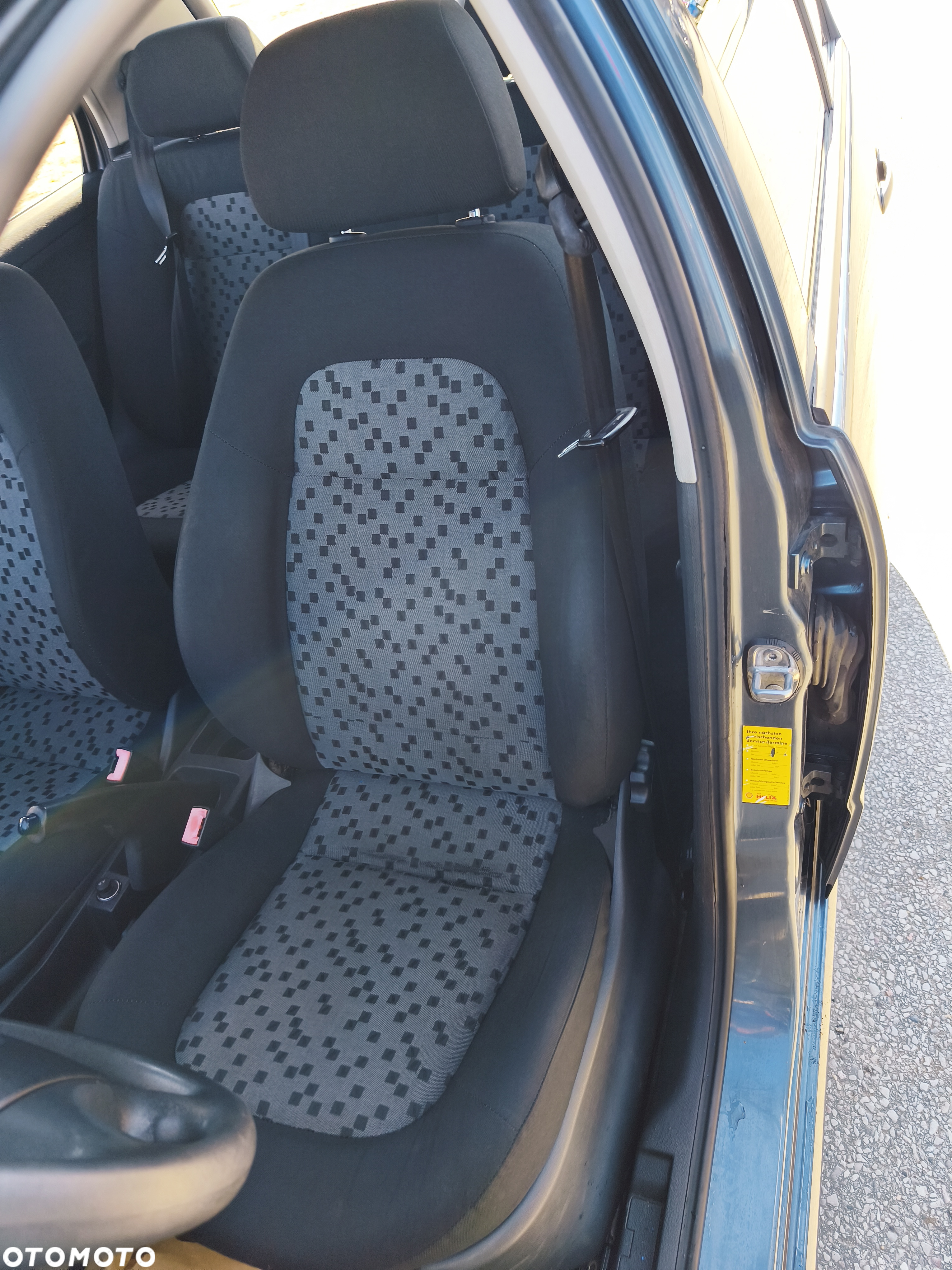 Skoda Fabia 1.2 HTP Active - 11