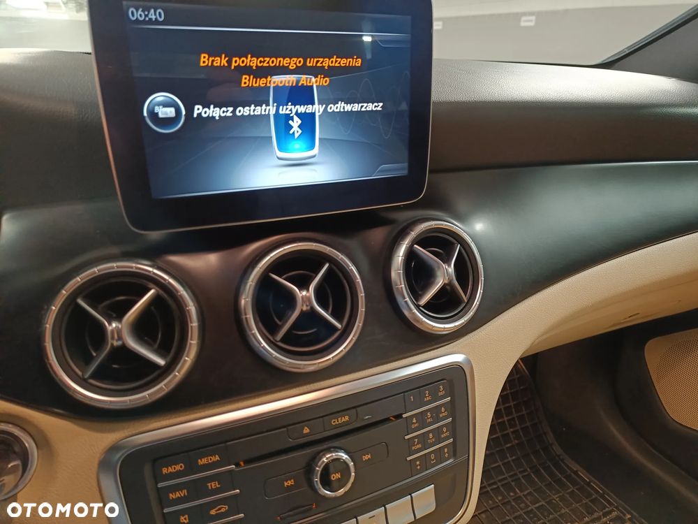 Mercedes-Benz CLA 250 4Matic 7G-DCT - 3