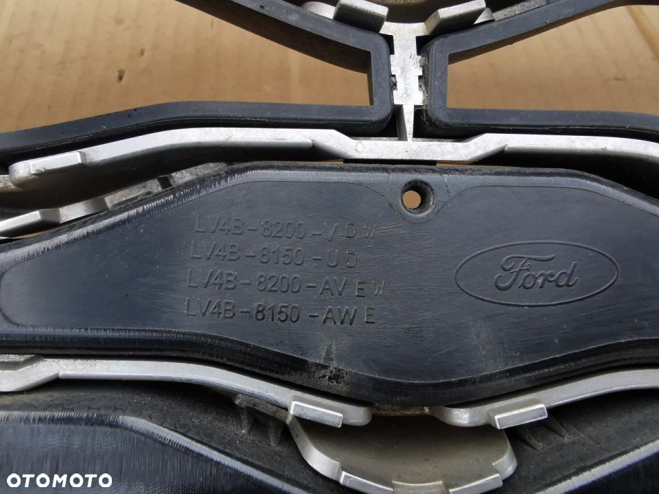 GRILL ATRAPA CHŁODNICY FORD KUGA MK3 19+ VIGNALE NA CHROM LV4B-8200-V LV4B-8150-V ORYGINAŁ - 9