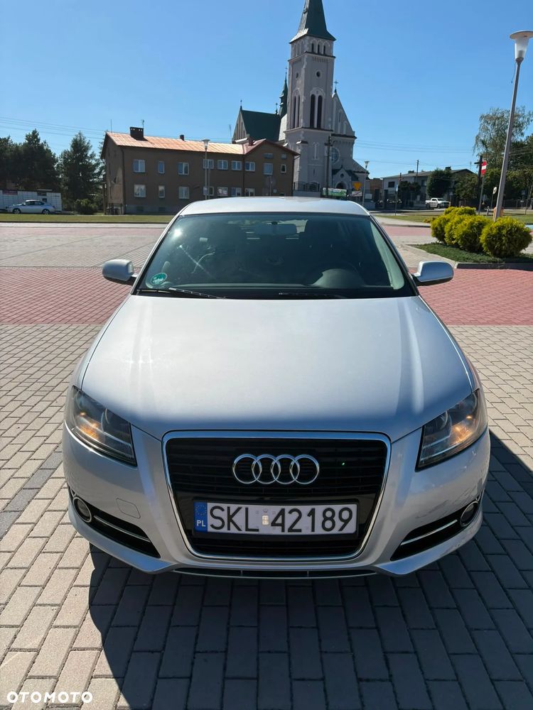 Audi A3 Sportback 1.6 Ambiente - 3