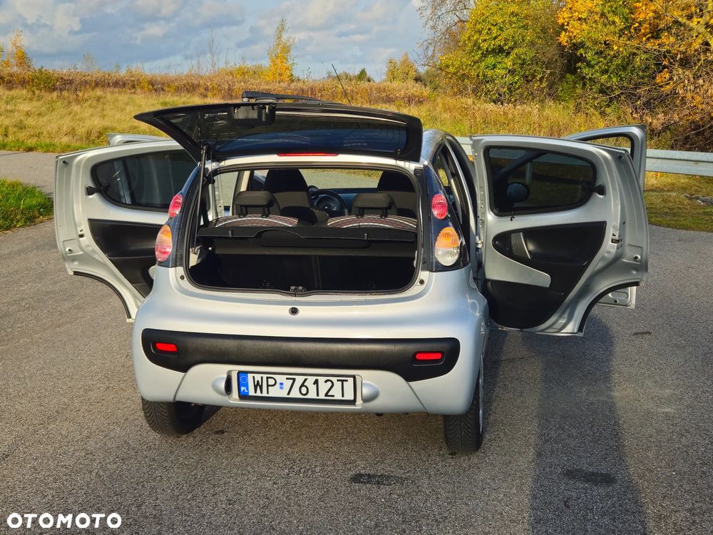 Citroën C1 ver-1-0-vti-airscape-feel - 9