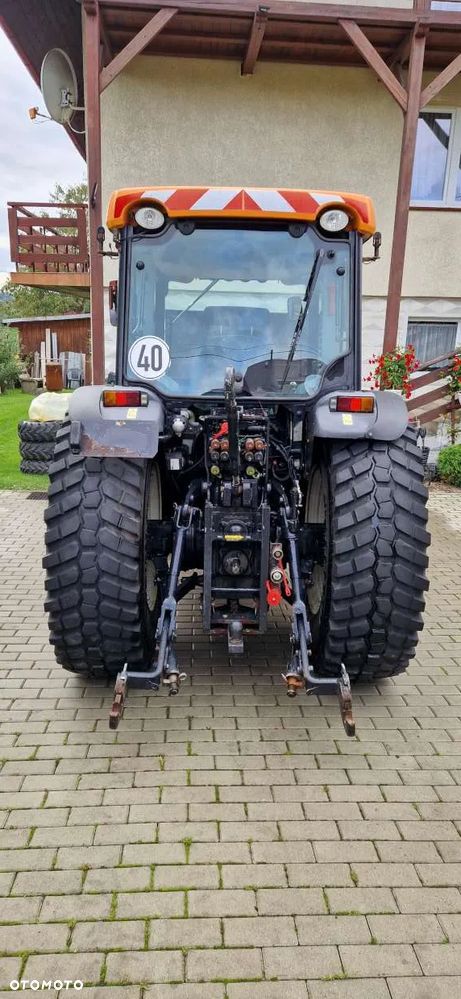 New Holland T4030F - 6