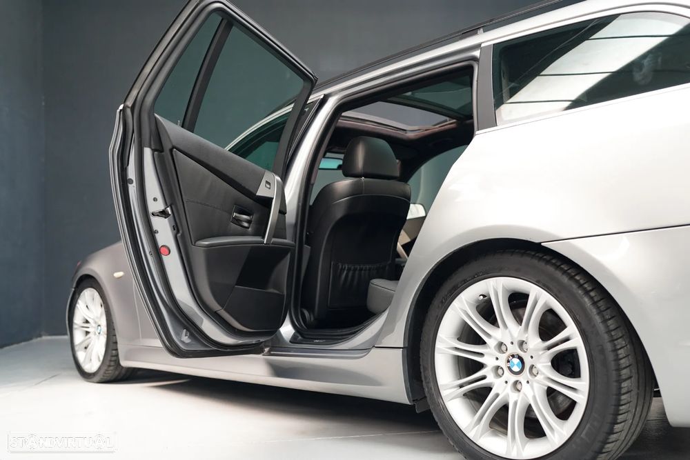 BMW 525 dA Touring - 17