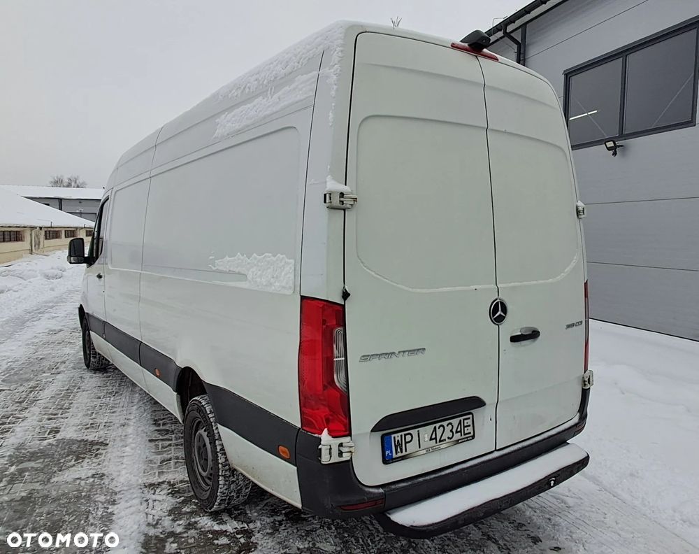 Mercedes-Benz SPRINTER - 2