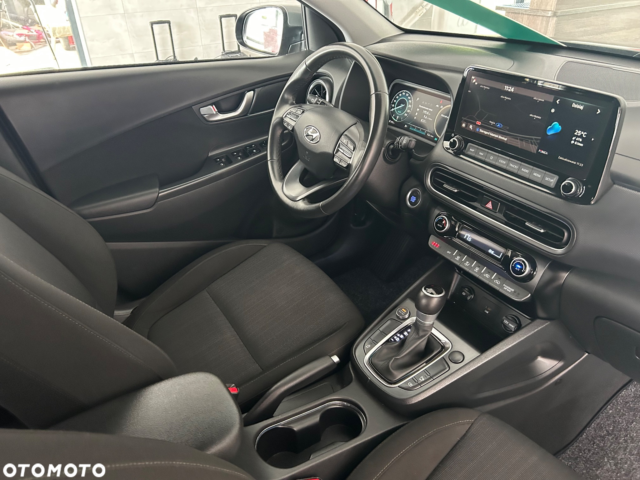 Hyundai Kona 1.6 GDI DCT Hybrid Premium - 27