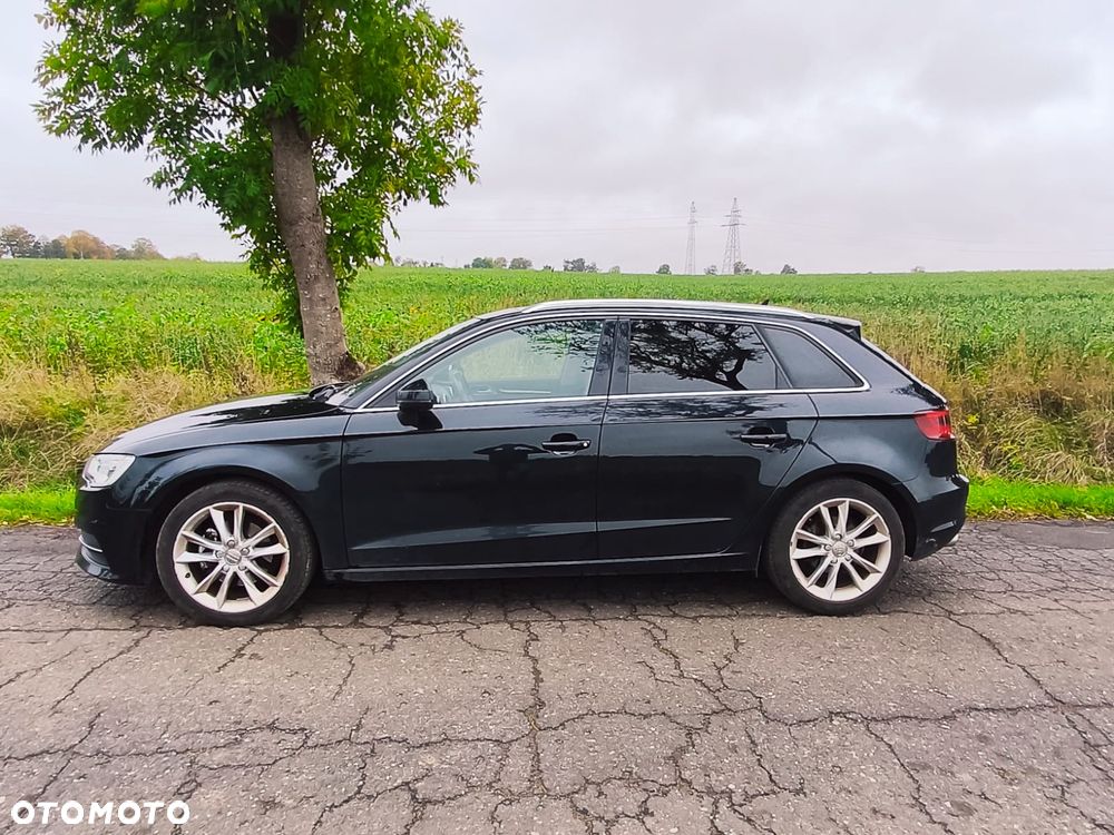 Audi A3 Sportback - 4