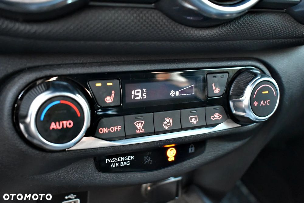 Nissan Juke 1.0 DIG-T Tekna - 29