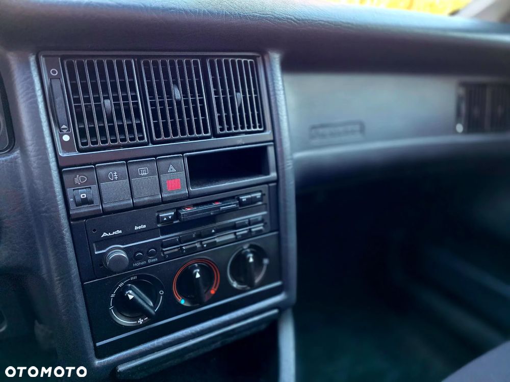 Audi 80 2.0 E - 18