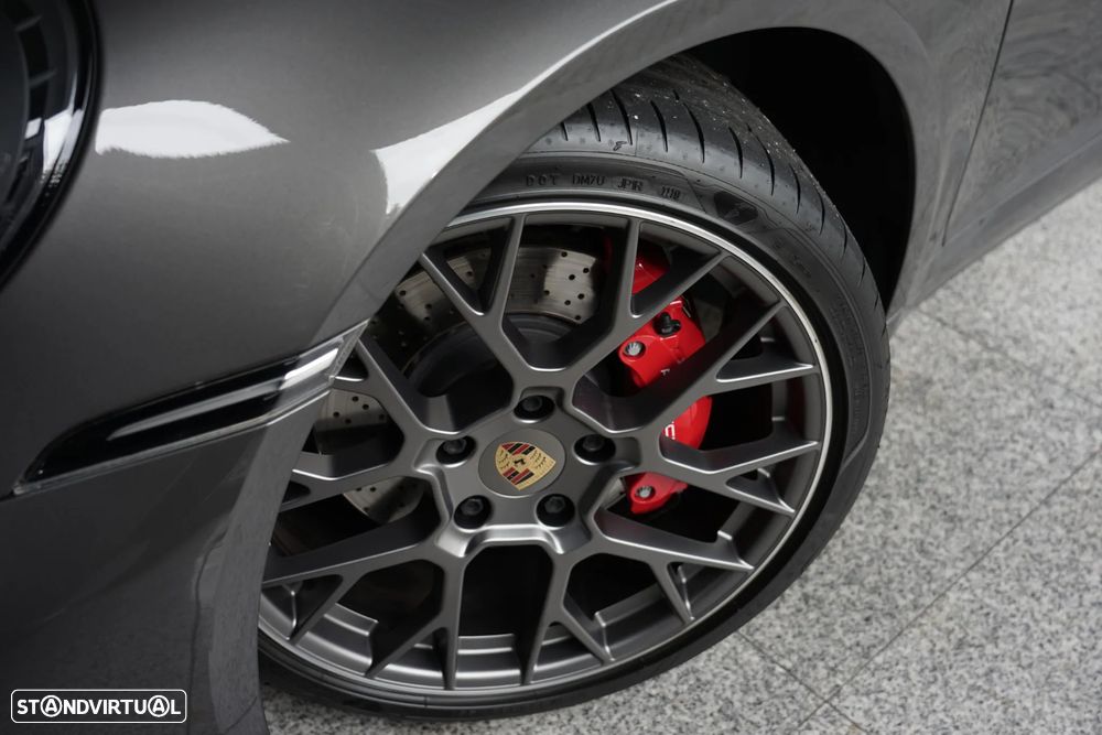 Porsche 911 (992) Carrera 4S PDK - 34