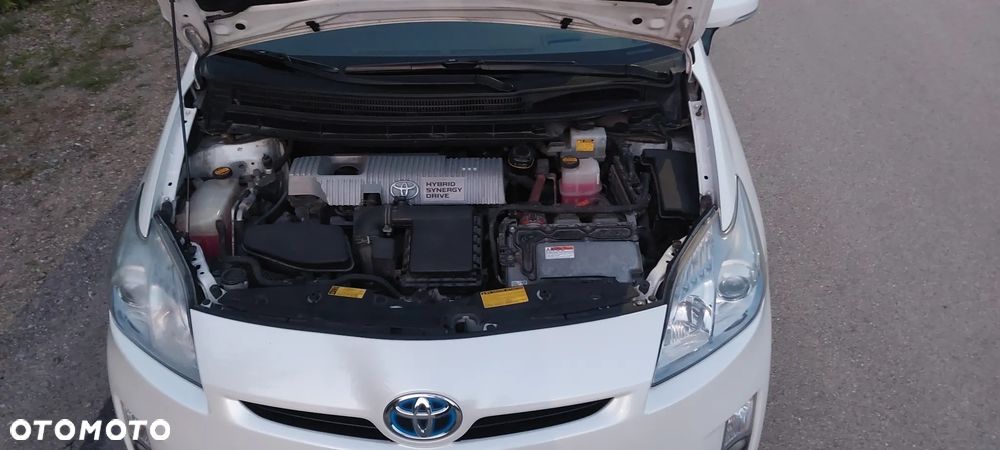 Toyota Prius - 17