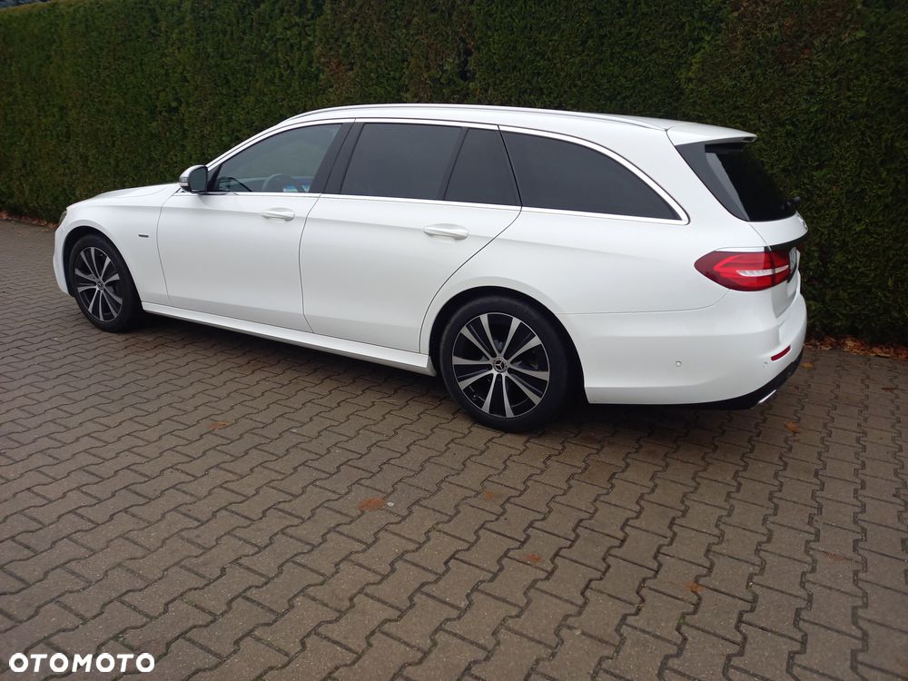 Mercedes-Benz Klasa E 300 d 9G-TRONIC AMG Line - 16