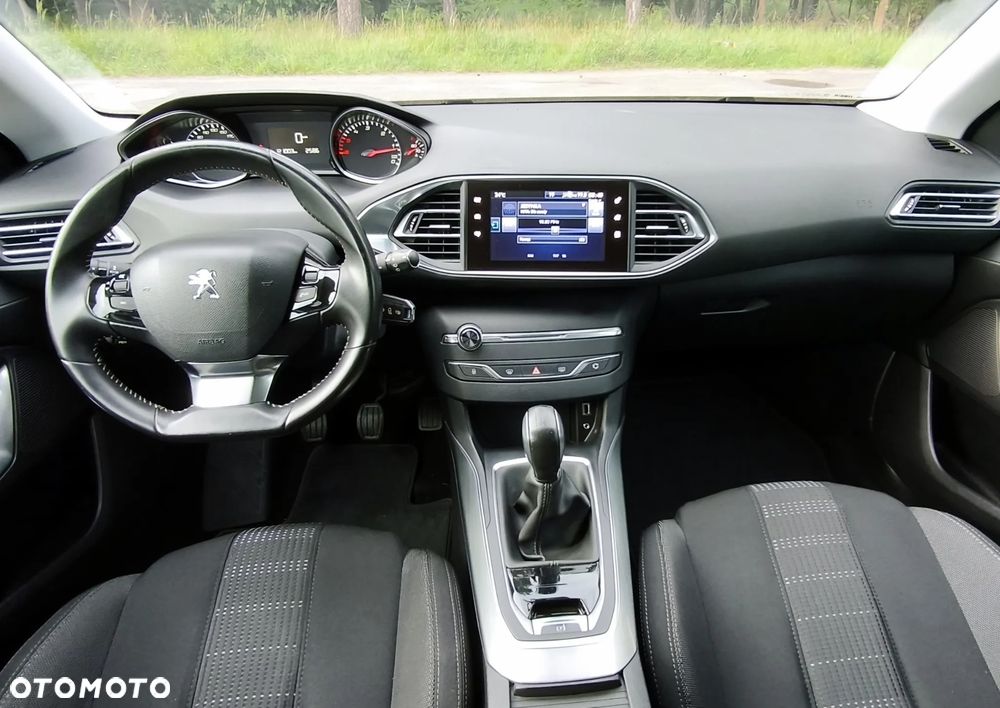 Peugeot 308 - 26