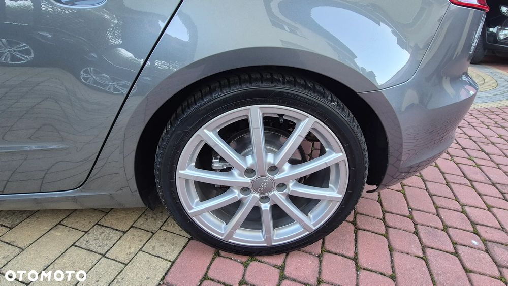 Audi A3 Sportback 2.0 TDI S line Sportpaket - 26