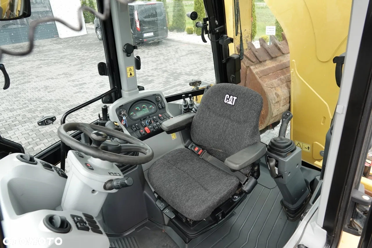 Caterpillar 432F / KOPARKO-ŁADOWARKA / 2017 / 5700 MTH / KLIMATYZACJA / KOMPLET ŁYŻEK - 30